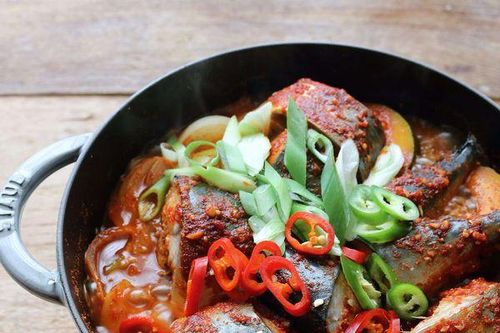 Cá thu kho củ cải đậm đà đưa cơm
