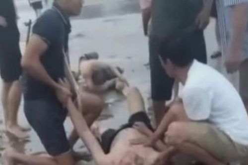 Nghệ An: Hai ngư dân dũng cảm, nhanh trí cứu 4 người đuối nước