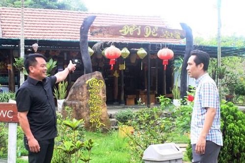 Khi nông dân làm du lịch