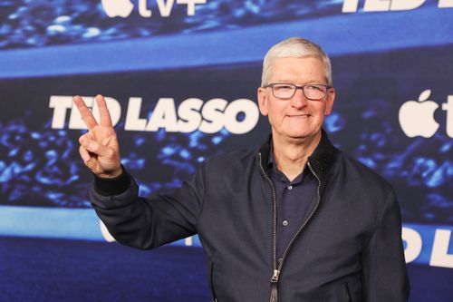 Cách Tim Cook đối mặt chỉ trích