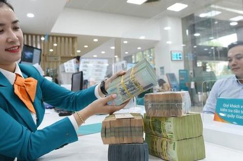 Ban hành Nghị quyết hỗ trợ tháo gỡ khó khăn cho khách hàng vay phục vụ nhu cầu đời sống, tiêu dùng