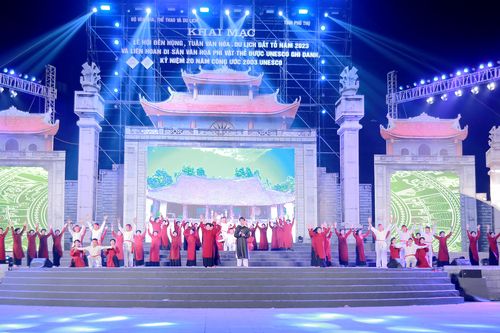 Các di sản văn hóa phi vật thể hội tụ tại đất Tổ