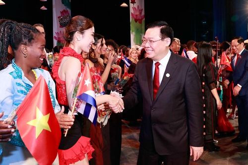 Việt Nam-Cuba thúc đẩy hợp tác trên nhiều lĩnh vực