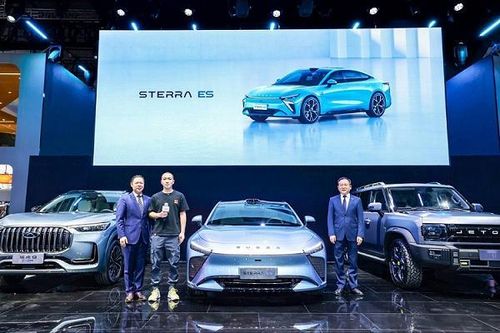 Sterra ES từ 680 triệu đồng, sạc 5 phút chạy 150km đấu Tesla Model 3