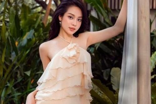 Hoa hậu Thanh Thủy 'lột xác' bất ngờ trong bộ ảnh chào hè