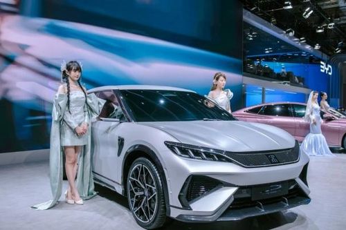 Xe điện BYD Song L lộ diện với diện mạo giống Porsche và Kia