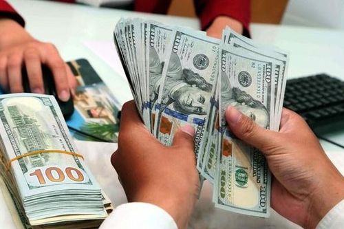 Đồng USD giảm sâu ở thị trường châu Á, 'loạn giá' trong nước