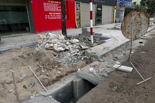 Hà Nội dừng thi công đào đường vỉa hè trong dịp 30/4