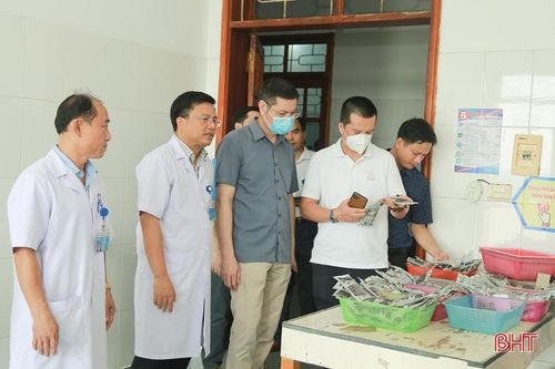 Thêm 2 cơ sở y tế được Bệnh viện Đại học Y Hà Nội hỗ trợ chuyên môn