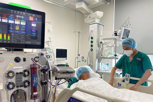 Bị suy thận giai đoạn cuối do thói quen uống nhiều nước ngọt