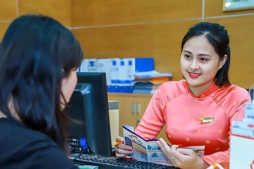 Vì sao VNPost liên tục thất bại khi thoái vốn khỏi LienVietPostBank?