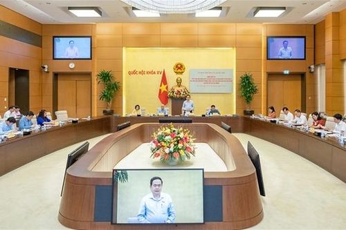 Phó Chủ tịch Thường trực Quốc hội Trần Thanh Mẫn chủ trì cuộc làm việc với Bộ Giáo dục và Đào tạo về đổi mới chương trình, sách giáo khoa giáo dục phổ thông