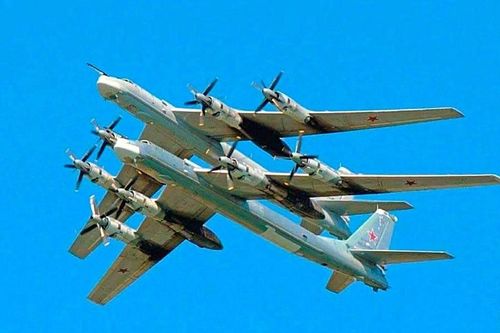 Nhật Bản bất ngờ trước sự xuất hiện của hai chiếc Tu-95