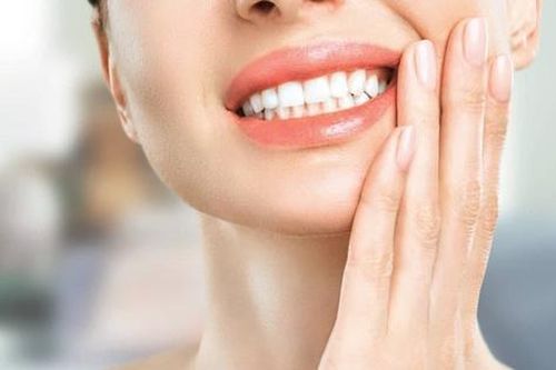 Ê buốt răng do đâu và cần phải làm gì để khắc phục?