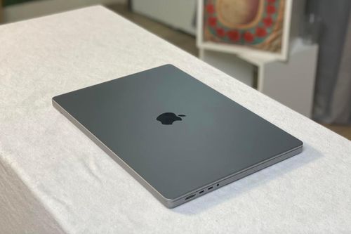 Điều tra vụ chiếm đoạt Macbook ở Hà Nội