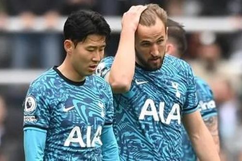 Tottenham gửi lại tiền vé cho cổ động viên sau thảm bại 1-6 trước Newcastle