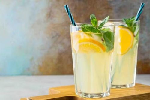 7 lý do nên uống nước chanh hàng ngày