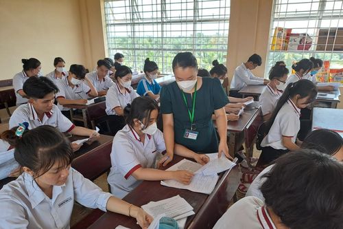 Chú ý kiểm tra việc học và rèn luyện kỹ năng làm bài trắc nghiệm