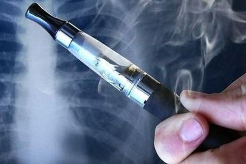 Bộ Y tế cảnh báo tác hại của thuốc lá điện tử