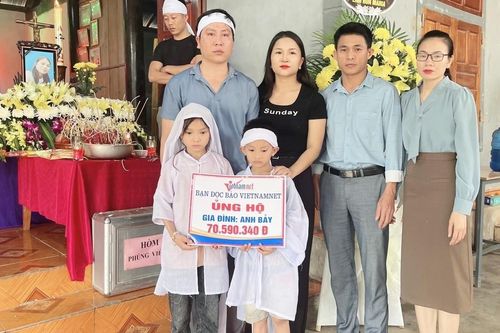 Trao hơn 70 triệu đồng tới bé gái 9 tuổi bật khóc xin mẹ đừng chết