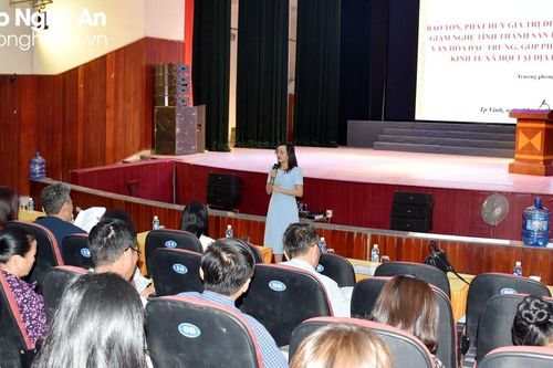 Gần 150 học viên tham gia lớp truyền dạy Dân ca ví, giặm