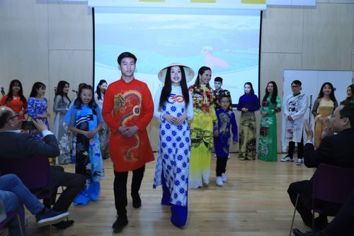 Giới thiệu văn hóa Việt Nam tại thành phố Birmingham