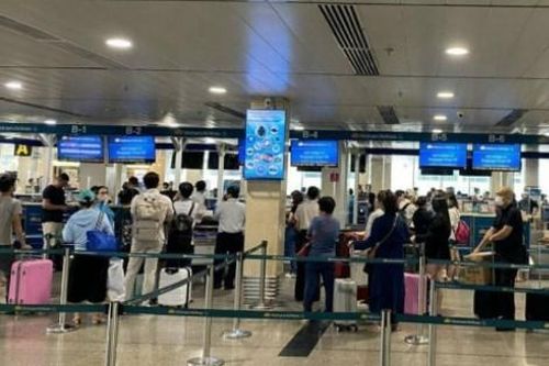 Làm rõ nguyên nhân gây 'ám ảnh' khi nhập cảnh ở sân bay Tân Sơn Nhất