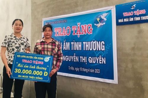 Trao nhà mái ấm tình thương cho hội viên nghèo tại Bắc Giang