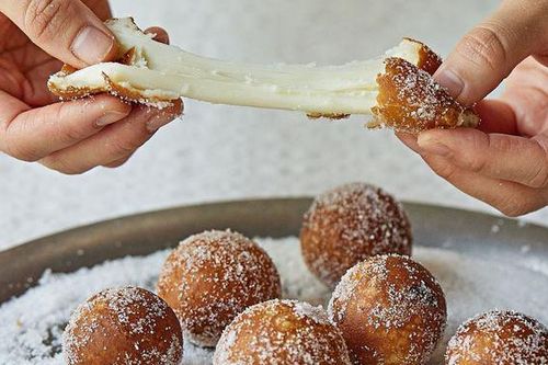 Cách làm bánh rán ngon - nhanh - dễ để bạn trổ tài đãi cả nhà dịp nghỉ lễ