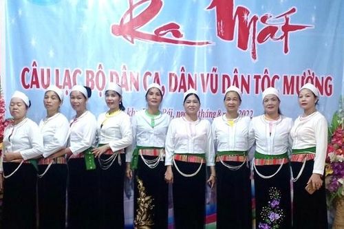 Cùng chị em giữ gìn và phát huy giá trị văn hóa truyền thống dân tộc Mường