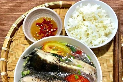 Canh cá nấu ngọt