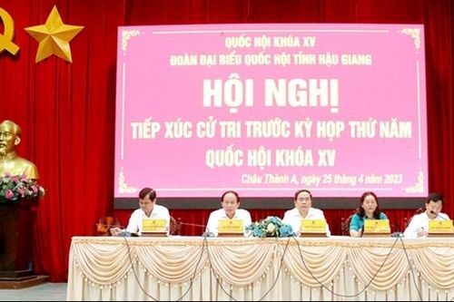 Phó Chủ tịch Thường trực Quốc hội Trần Thanh Mẫn tiếp xúc cử tri tại huyện Châu Thành A, Hậu Giang