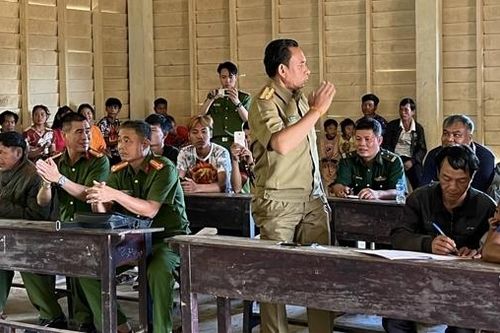 Hợp tác vì sự bình yên biên giới Việt - Lào