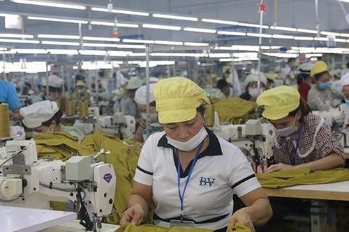 Nhiều nhà máy may tại Nghệ An thiếu hụt đơn hàng