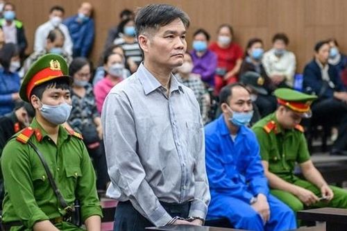 Tiến sĩ dạy 'làm giàu không khó' lĩnh án chung thân