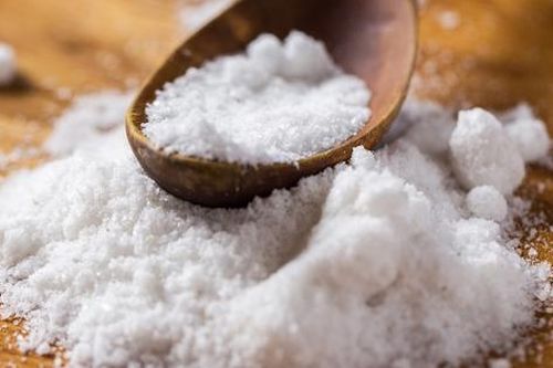 Vì sao người bệnh suy tim cần hạn chế ăn muối?