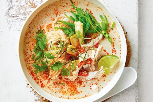 Cách nấu miến gà chuẩn vị Thái Lan