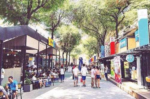 Hội sách và phố sách: Thừa hay thiếu