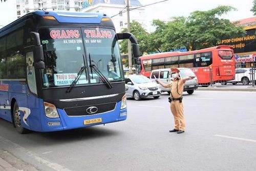 Chốt trực, kiểm tra xe khách từ khi xuất bến