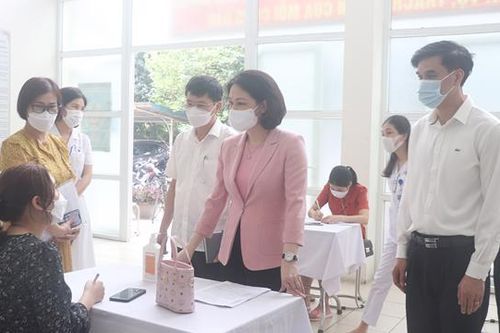 Dịch Covid-19 tại Hà Nội: 579 xã, phường đang ở cấp độ 1, nguy cơ thấp