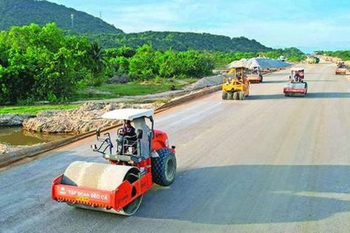 Chính phủ thí điểm thưởng hợp đồng gói thầu xây lắp dự án giao thông