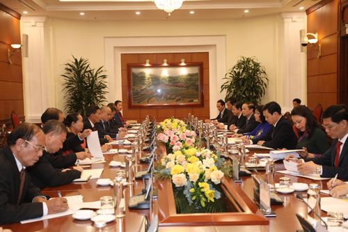 Vun đắp mối quan hệ đoàn kết đặc biệt Việt Nam-Lào ngày càng phát triển