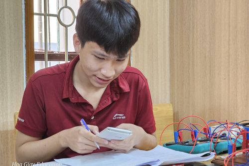 Học sinh Bắc Giang vào đội tuyển thi Olympic Vật lý châu Âu
