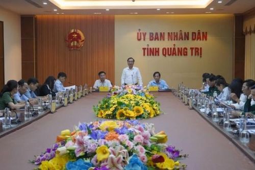 Lãnh đạo tỉnh Quảng Trị nhắc nhở các sở, ngành vắng họp không có lý do