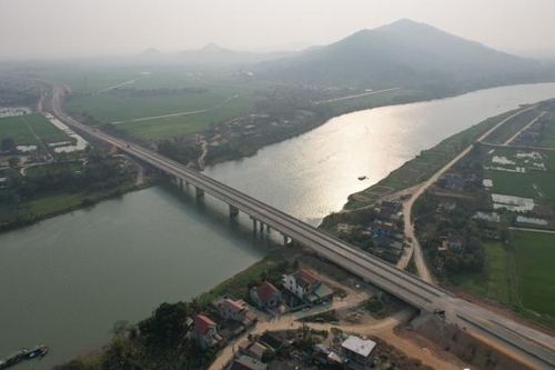 Khai thác cao tốc Mai Sơn - Quốc lộ 45, phương tiện di chuyển thế nào?