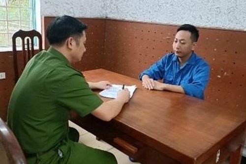 Bắt nguyên Trưởng phòng Công ty thiết bị điện Cẩm Phả