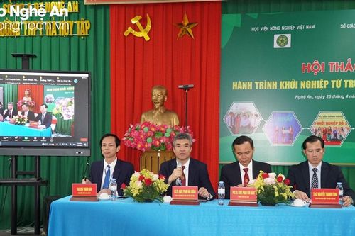 Hội thảo Hành trình khởi nghiệp từ Trung học phổ thông tại Nghệ An