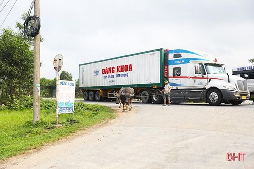 Sớm lắp đặt biển cảnh báo tại 'điểm đen' giao thông ở thị xã Kỳ Anh