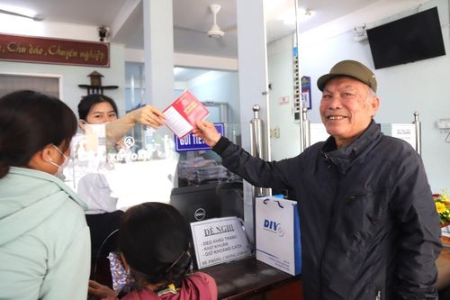 Lâm Đồng: Người dân quay lại gửi tiền vào Quỹ tín dụng nhân dân