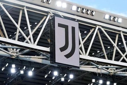 UEFA đe dọa cấm Juventus dự cúp châu Âu